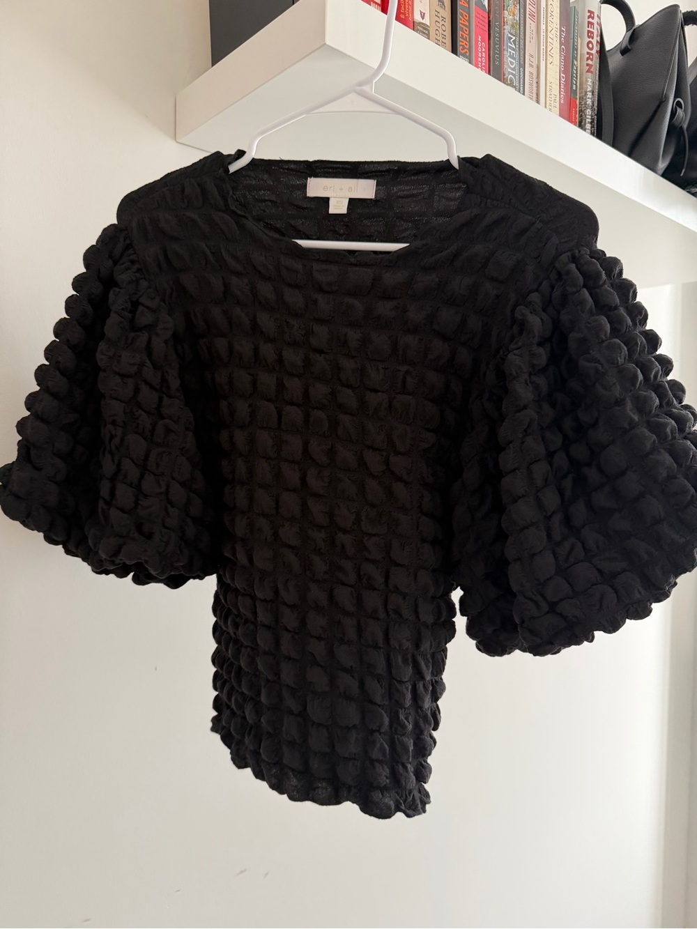 Bubble Textured Puff-Sleeve Black Women’s Top
